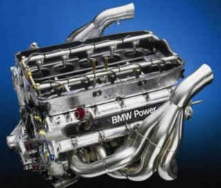 What kind of engines do Formula 1 cars use?