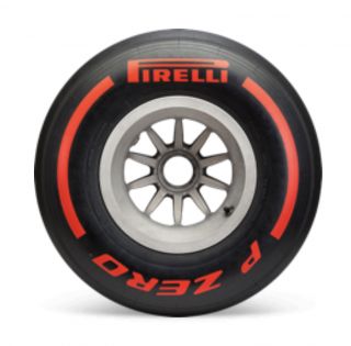 What are the red tires in F1?