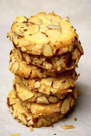 Some biscuits say: Hop in our estate car!