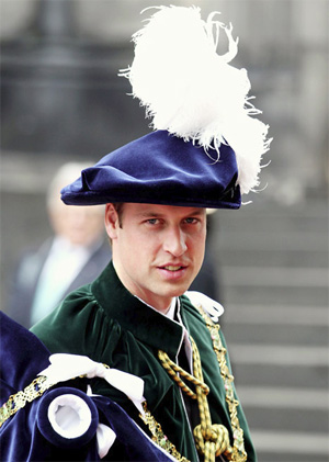 Prince William says: Check your bonnet!