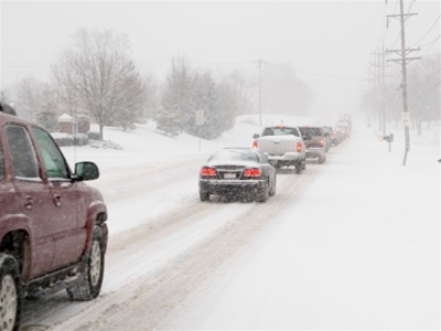 How many accidents occur each year due to snowy or icy roads? | Winter ...